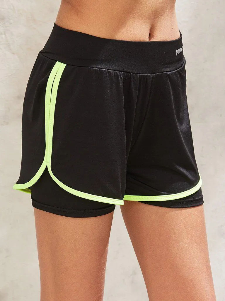 Letter Print 2 in 1 Dolphin Hem Sports Shorts