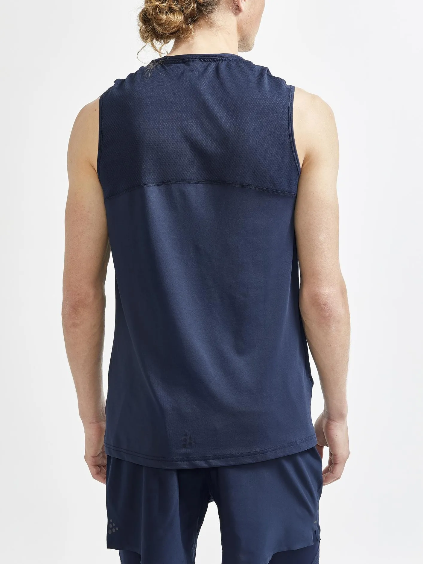 Men's ADV Essence Singlet Training Tee